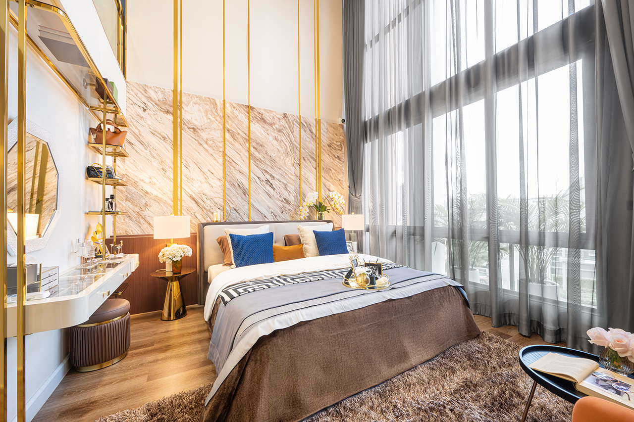 ชญาดา บิซ เพลส — ทาวน์โฮม 3.5 ชั้น ศรีนครินทร์–อ่อนนุช