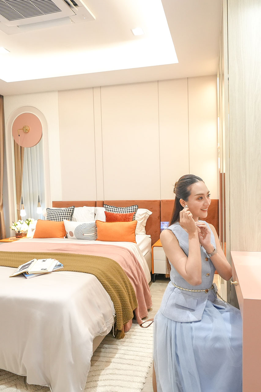 ภายในชั้น 3 ชญาดา บิซ เพลส — ห้องนอนและห้องนั่งเล่น
